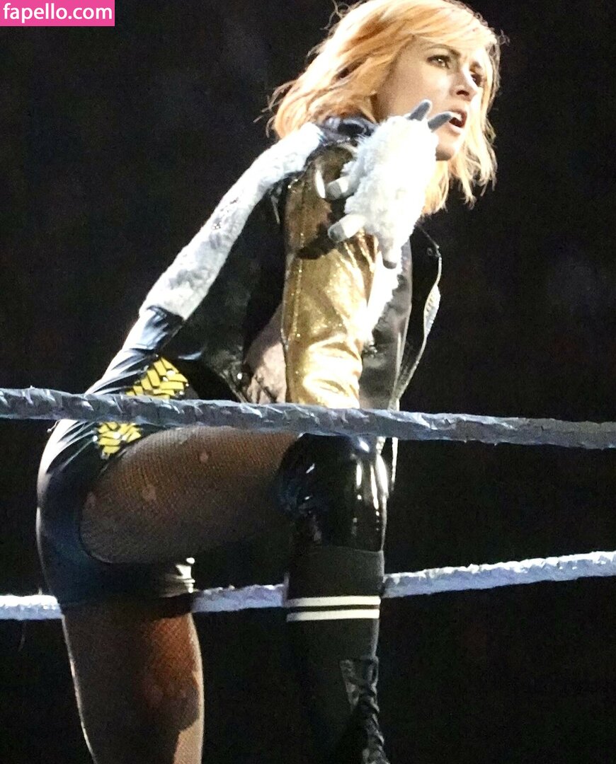 Becky Lynch #8