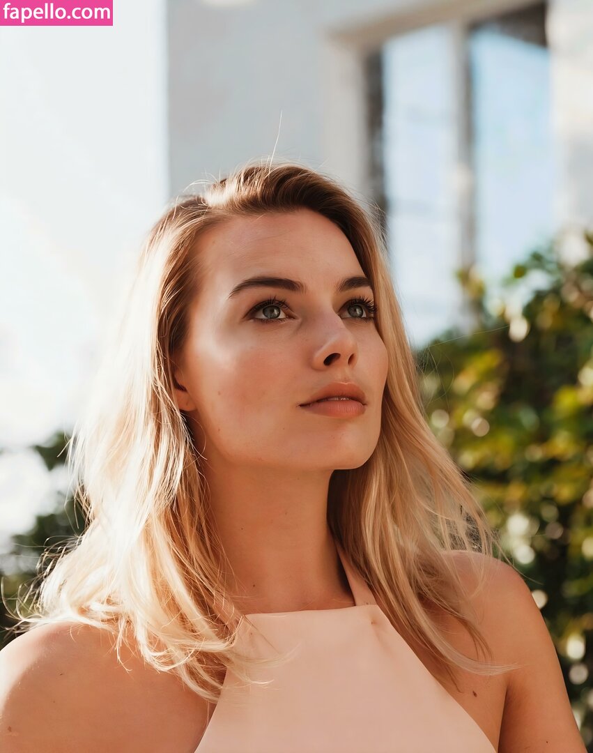 Margot Robbie #7