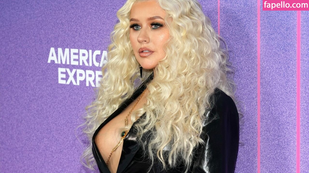 Christina Aguilera #11