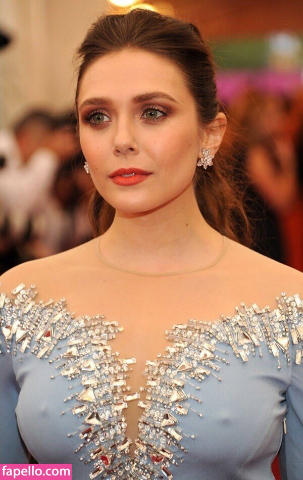 Elizabeth Olsen #17