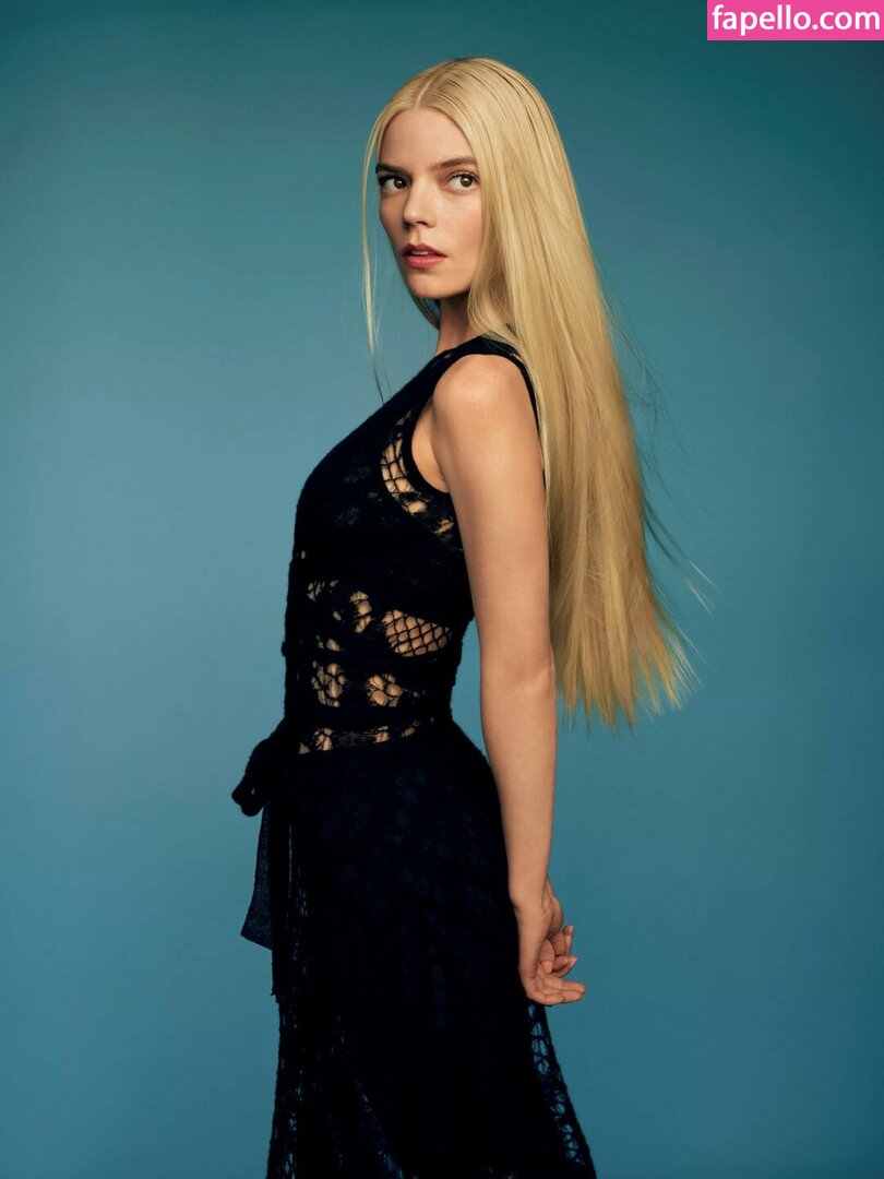 Anya Taylor-Joy #17