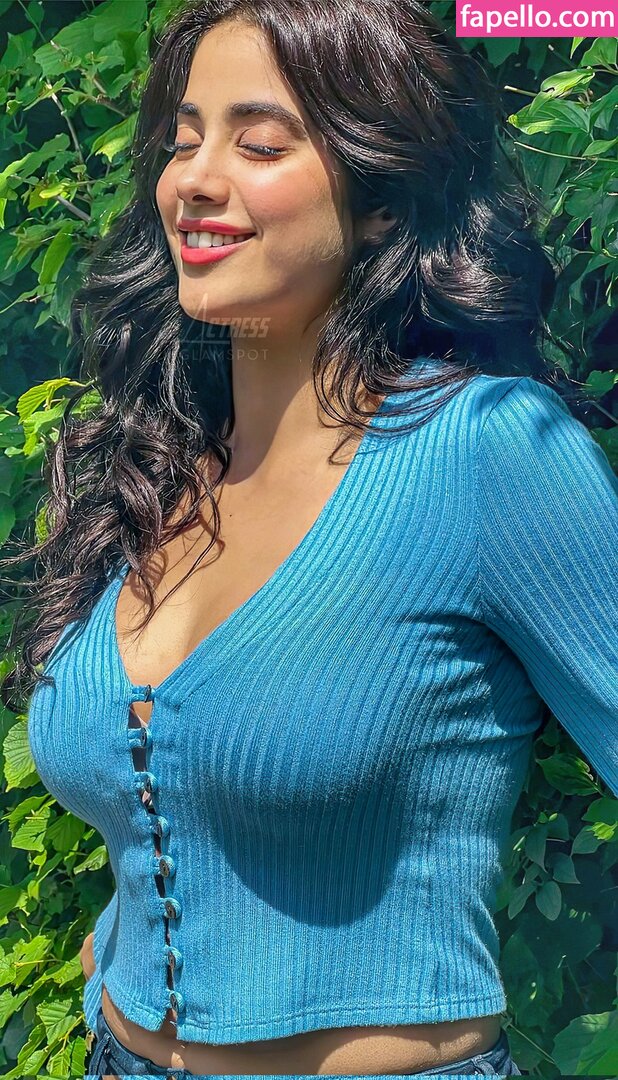 Janhvi Kapoor #4