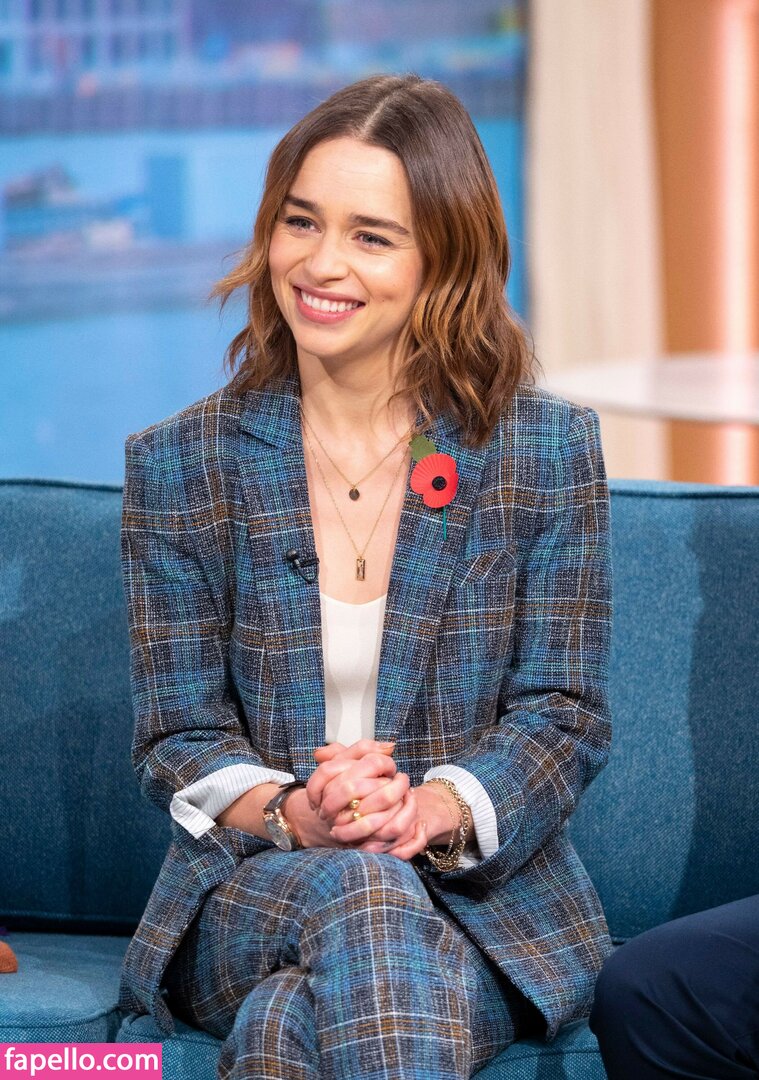 Emilia Clarke #20