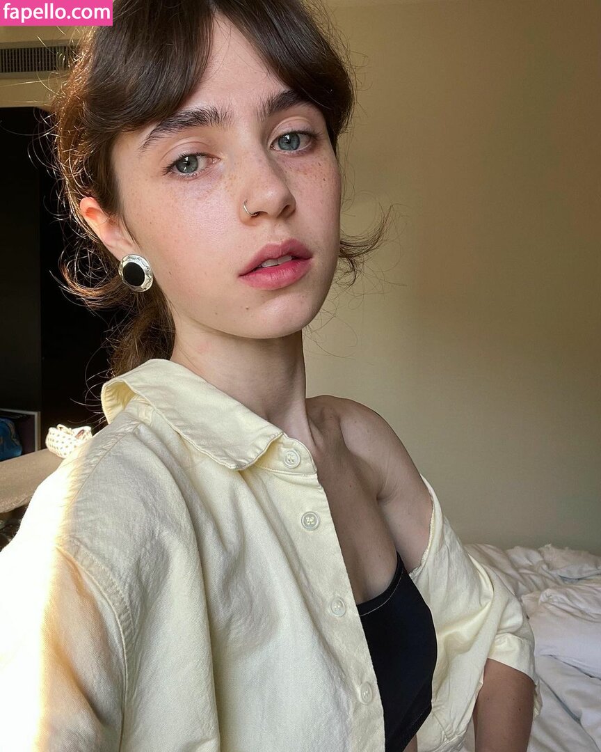 Clairo #2