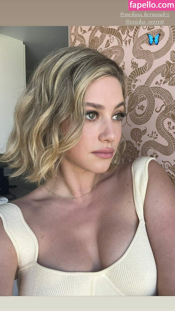 Lili Reinhart #8