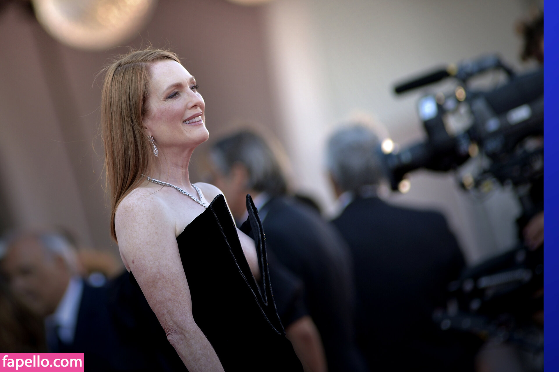 Julianne Moore #1