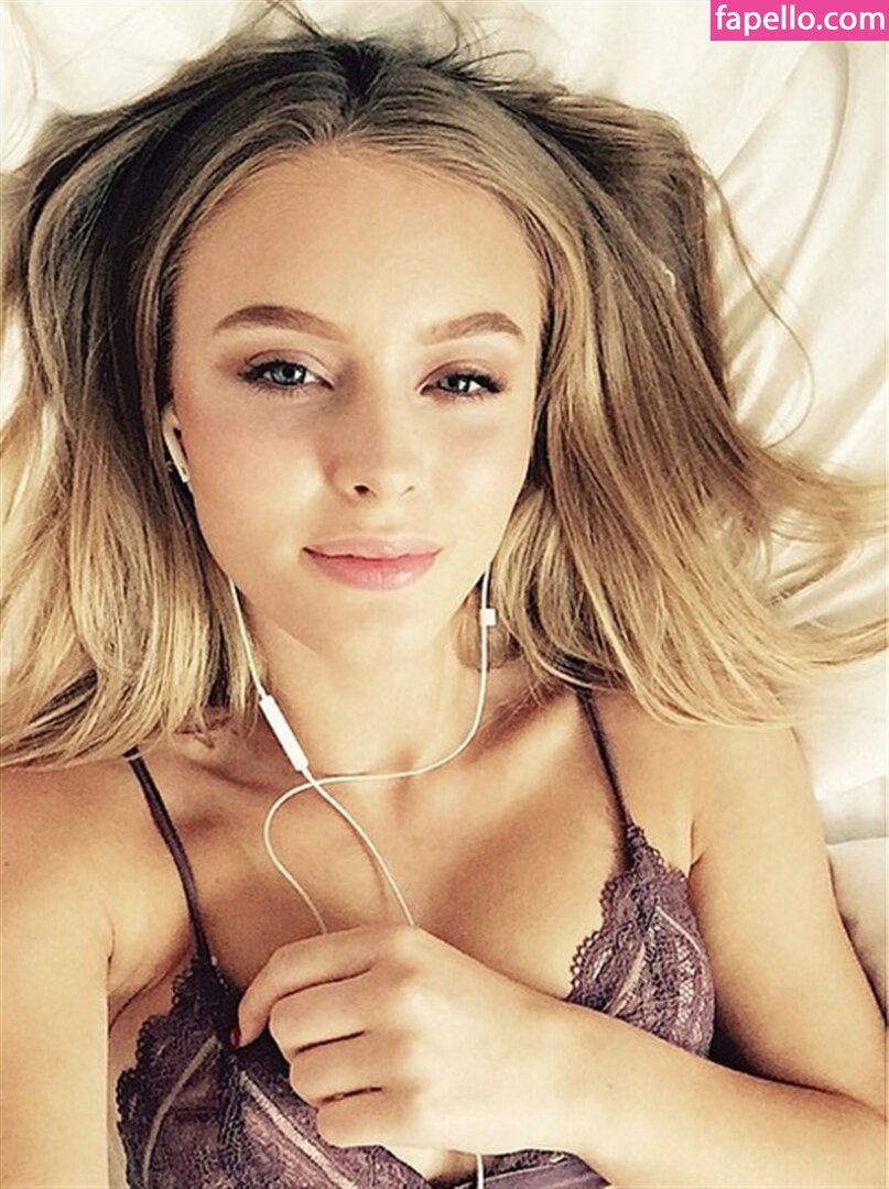 Zara Larsson #27