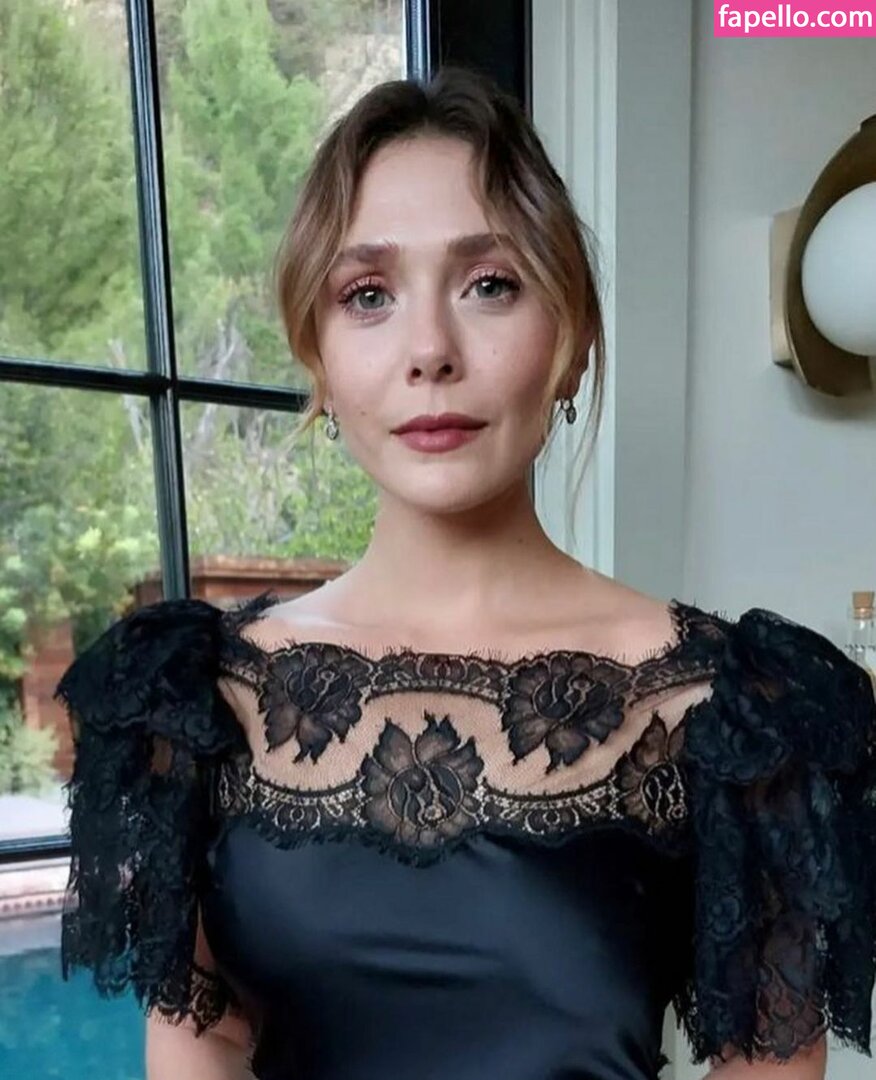 Elizabeth Olsen #41