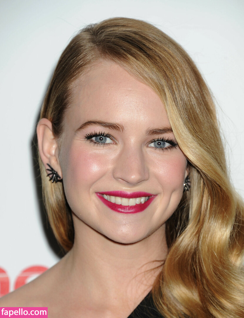 Britt Robertson #2