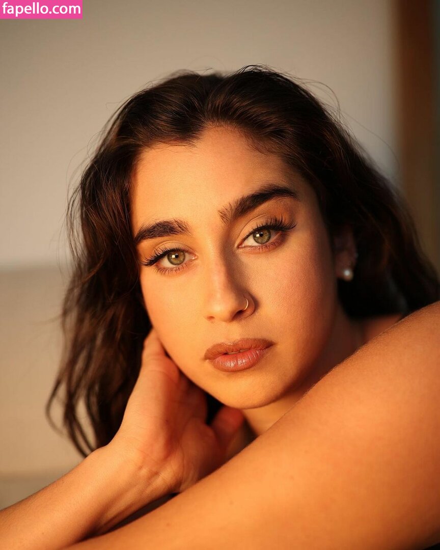 Lauren Jauregui #24