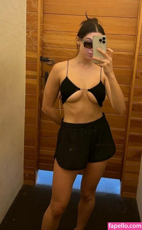 Kira Kosarin #25