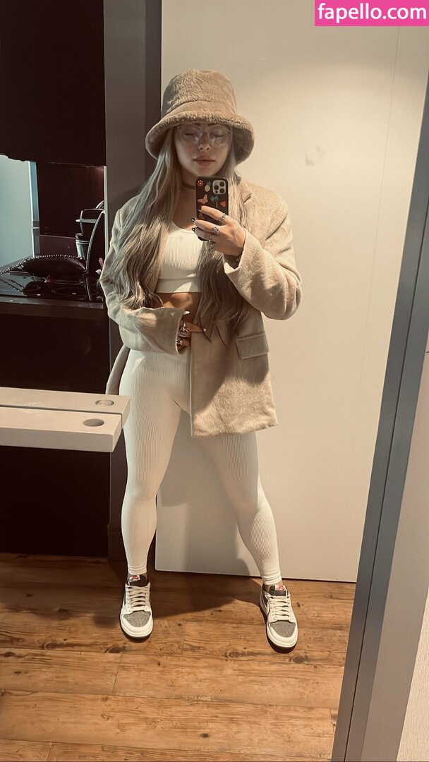 Liv Morgan #24