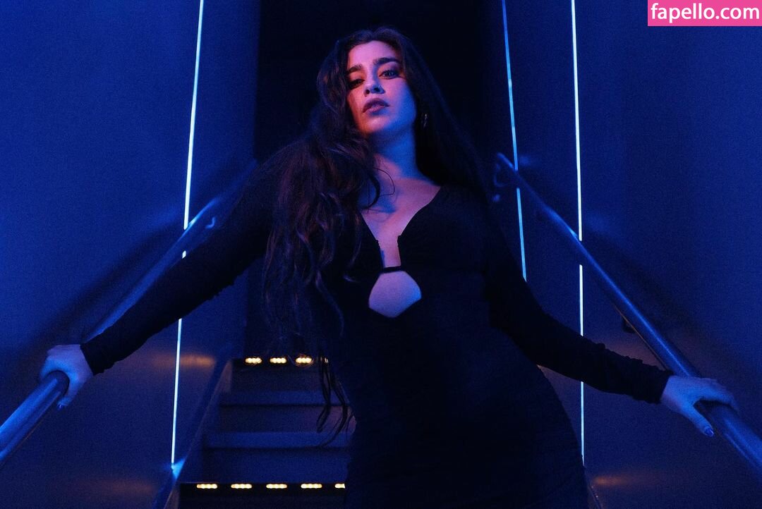 Lauren Jauregui #29