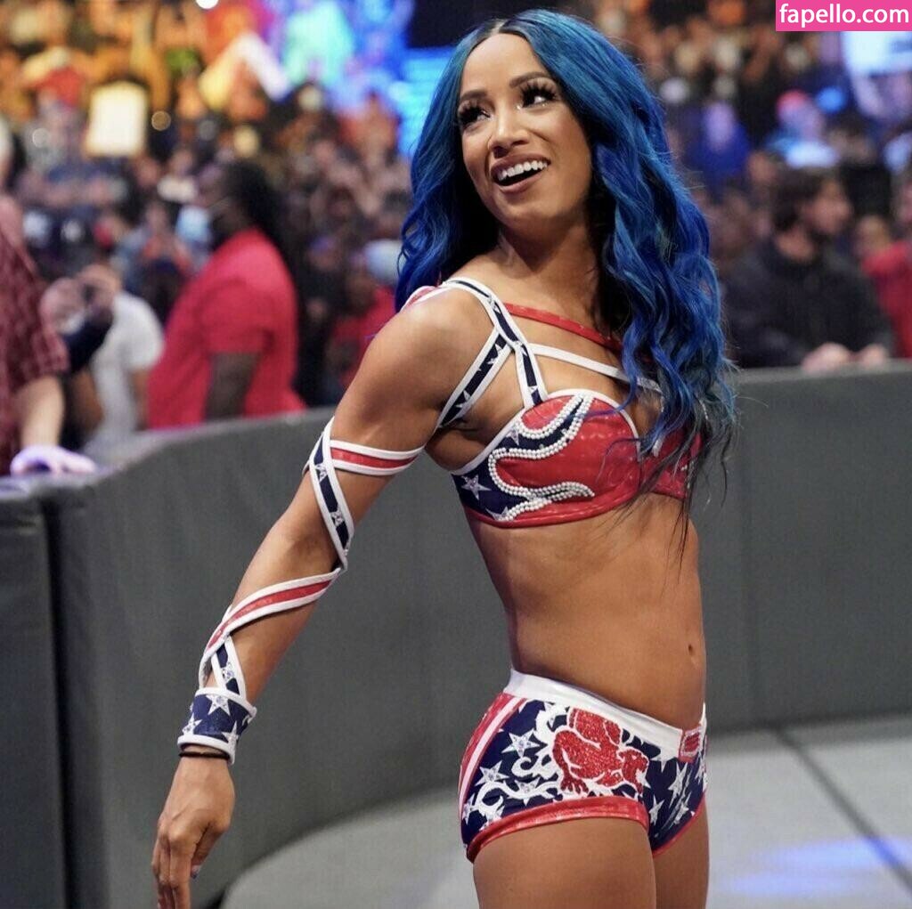 WWE Sasha Banks #1