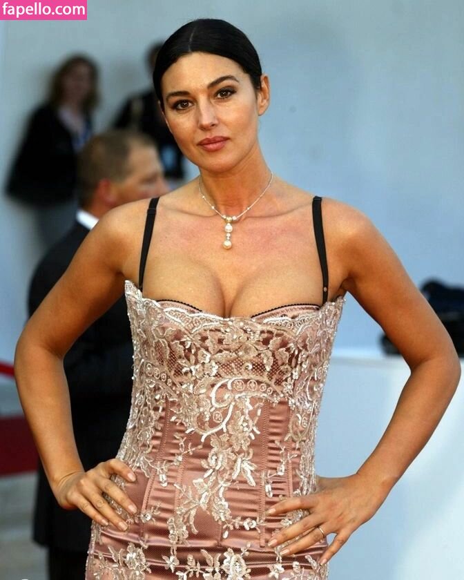 Monica Bellucci #8