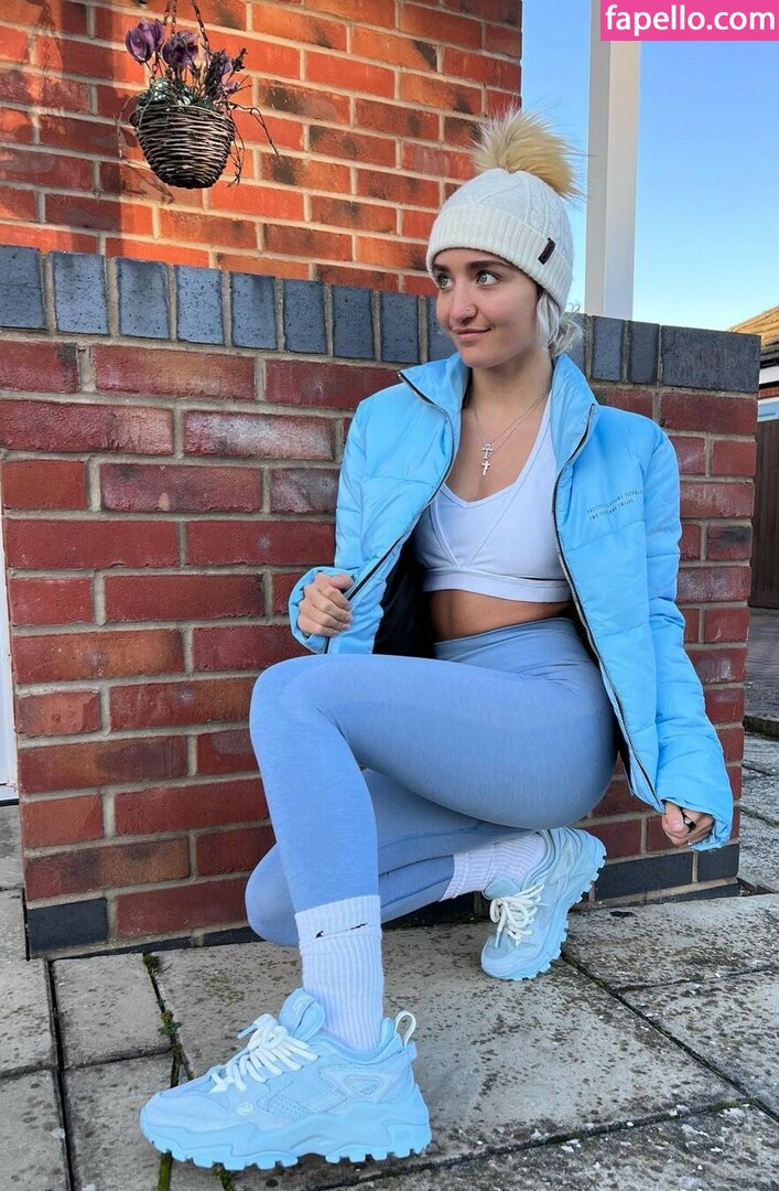 Xia Brookside #17