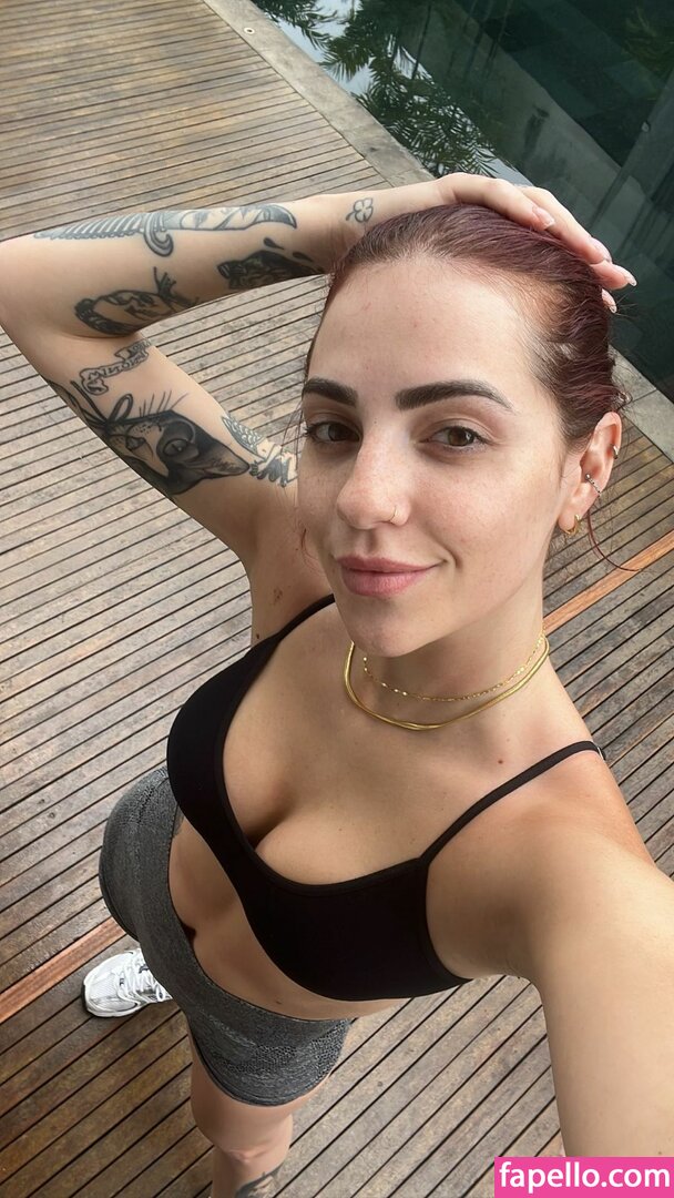 Karol Queiroz #6