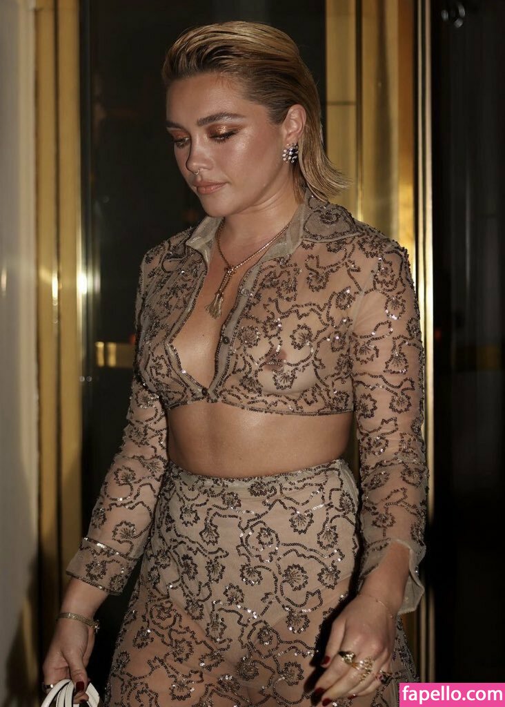 Florence Pugh #43