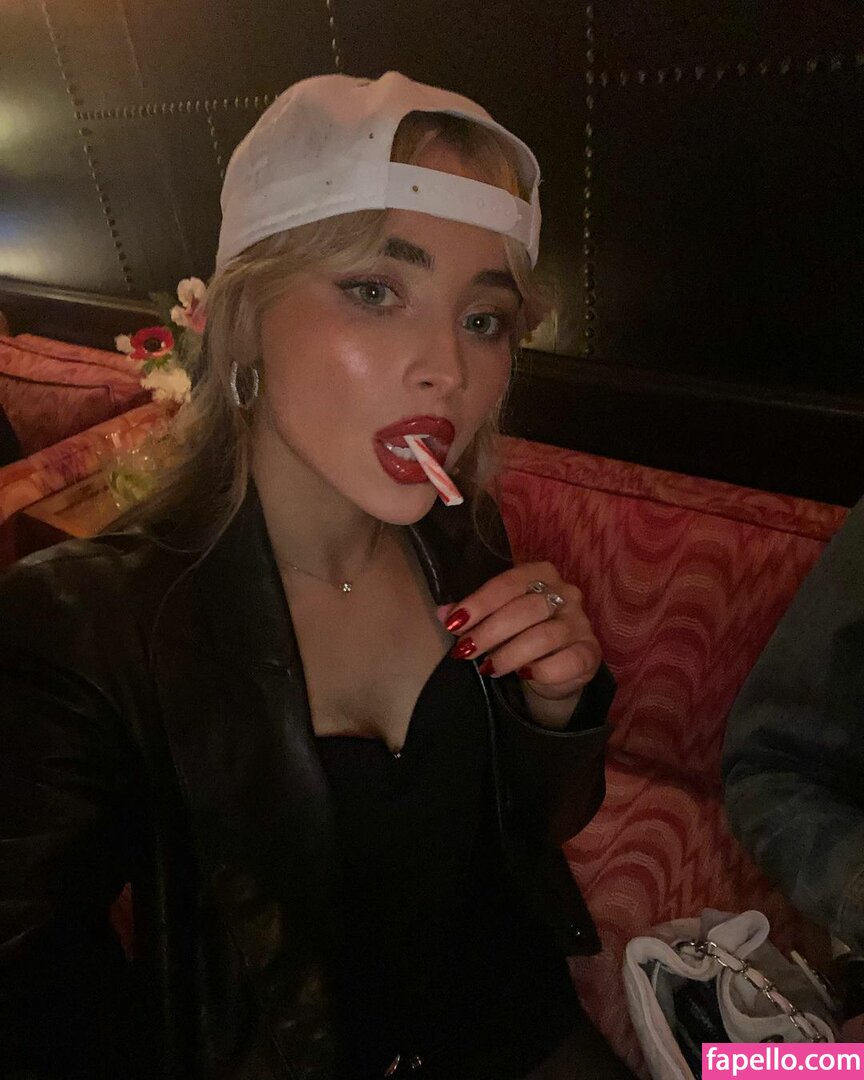 Sabrina Carpenter #114