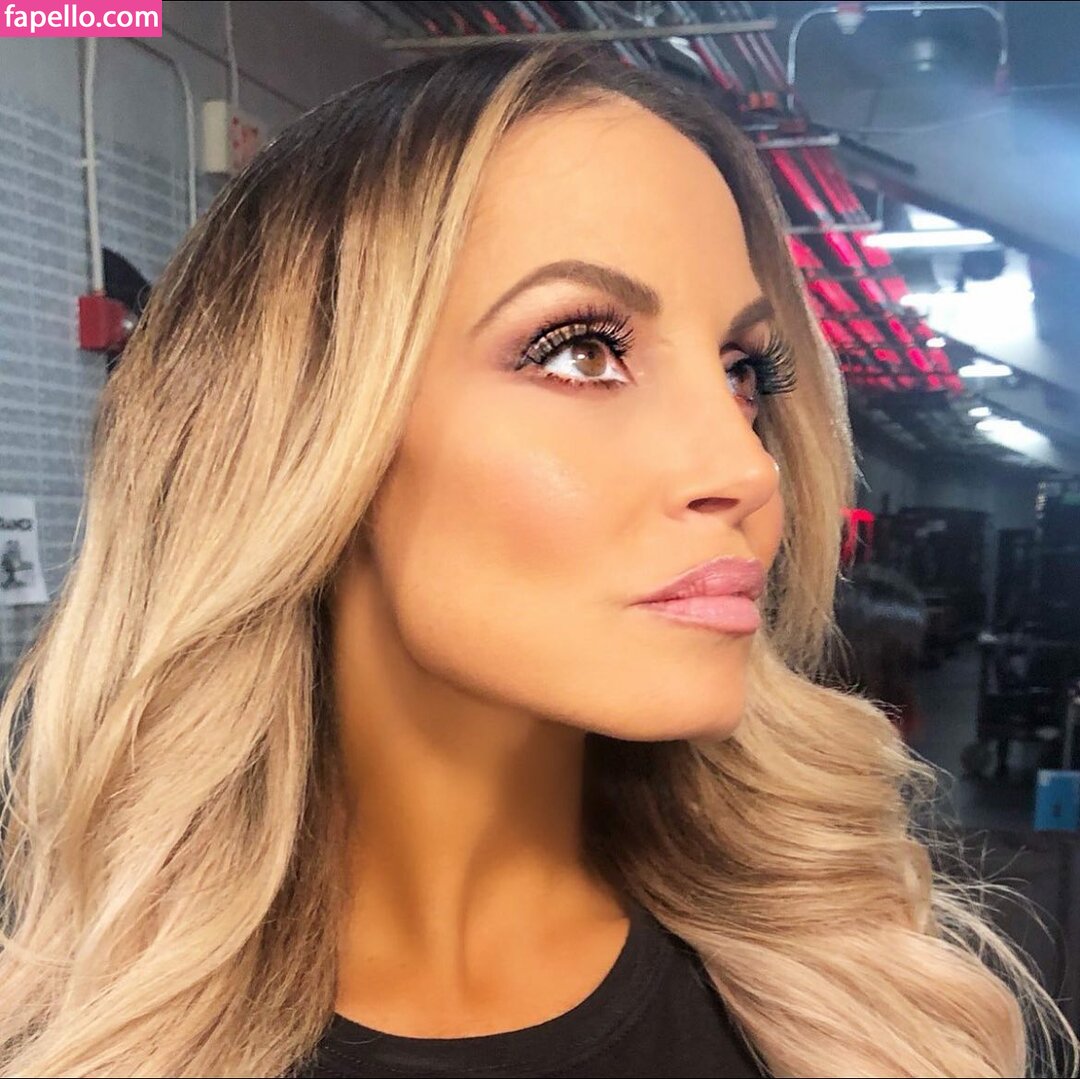 Trish Stratus #51