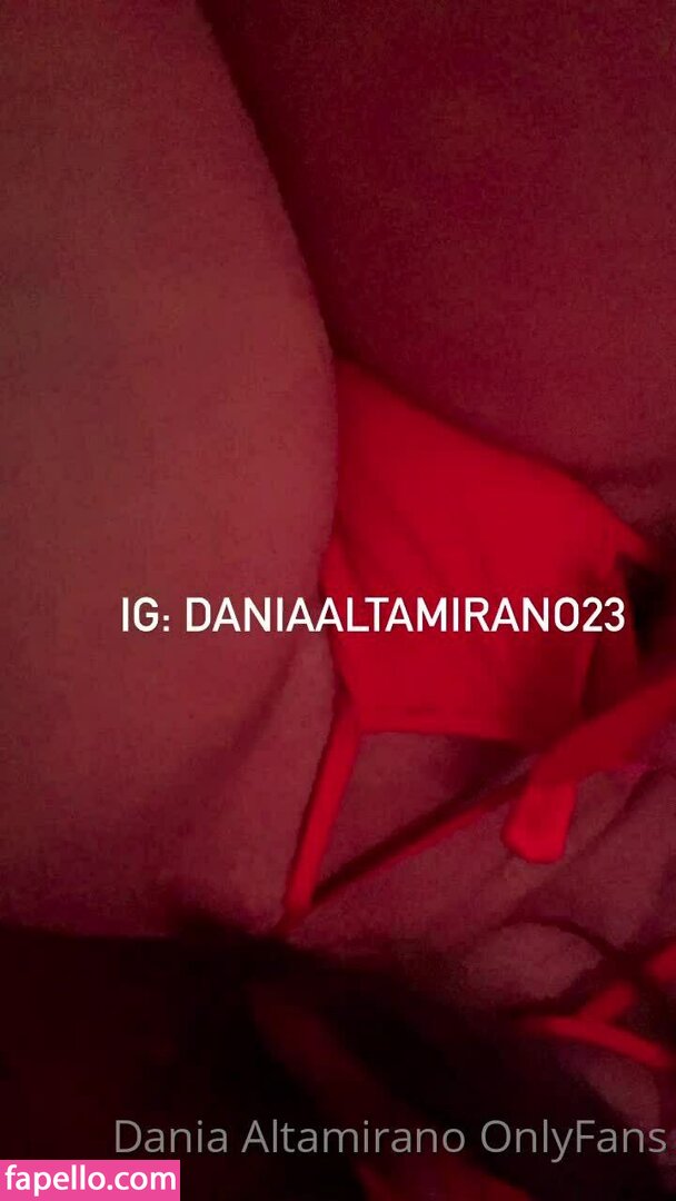 Dania Altamirano #2