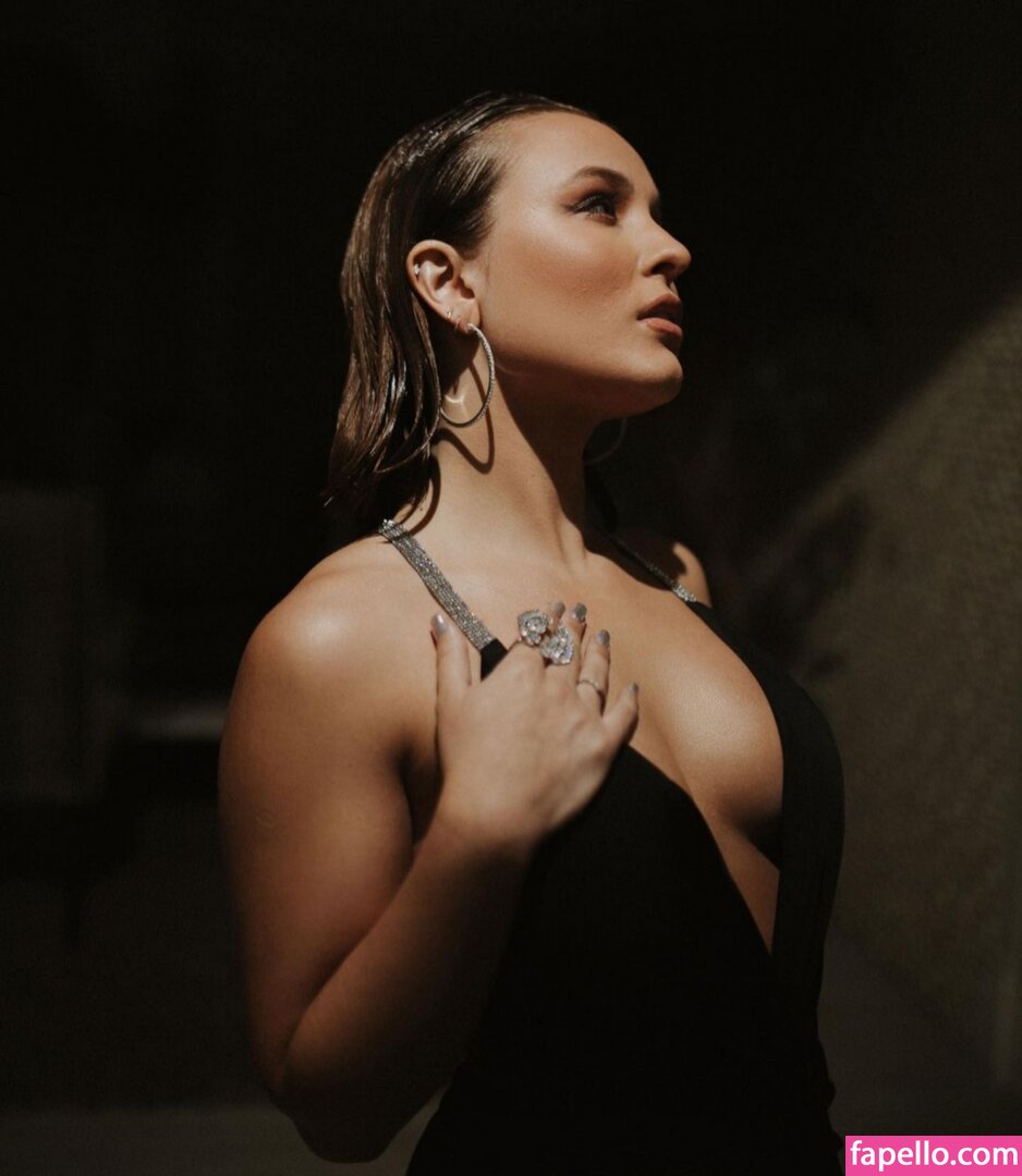 Larissa Manoela #54