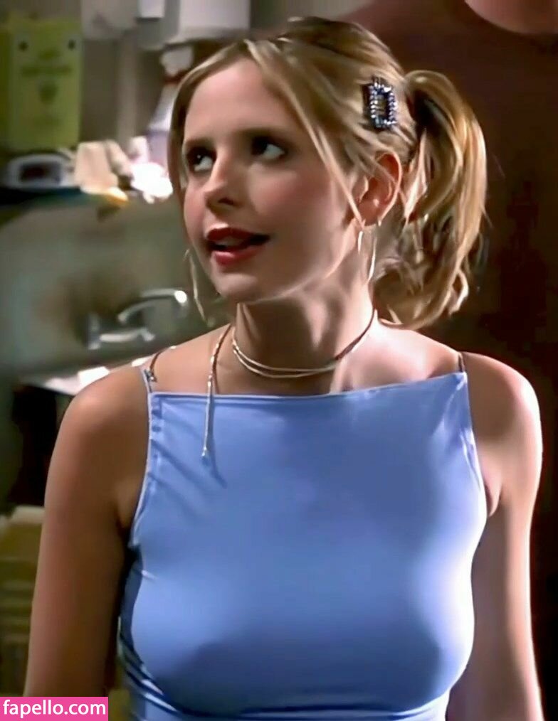 Sarah Michelle Gellar #18