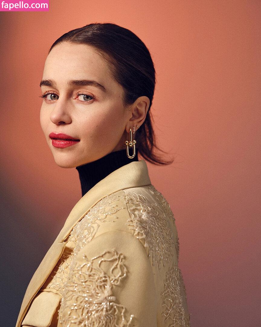 Emilia Clarke #33