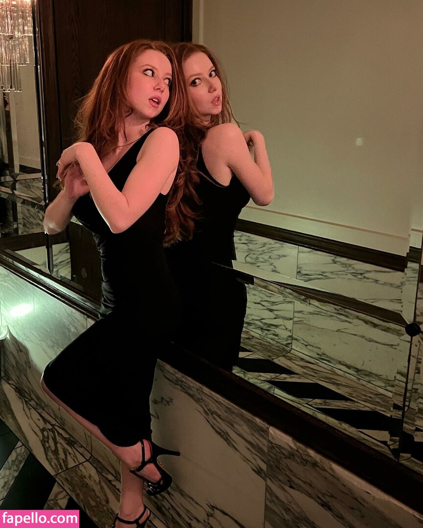 Francesca Capaldi #22