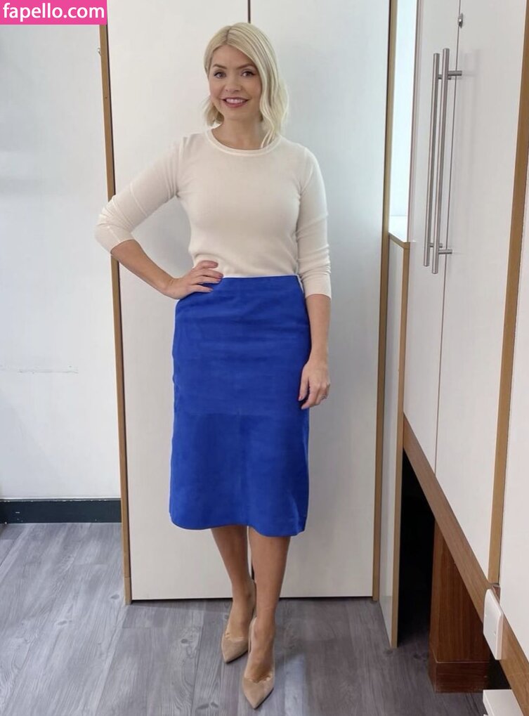 Holly Willoughby #18