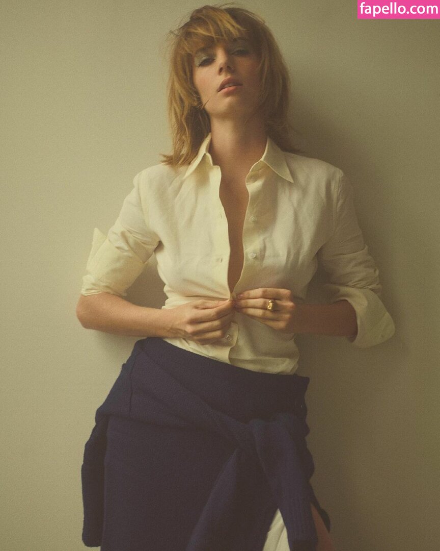 Maya Hawke #19