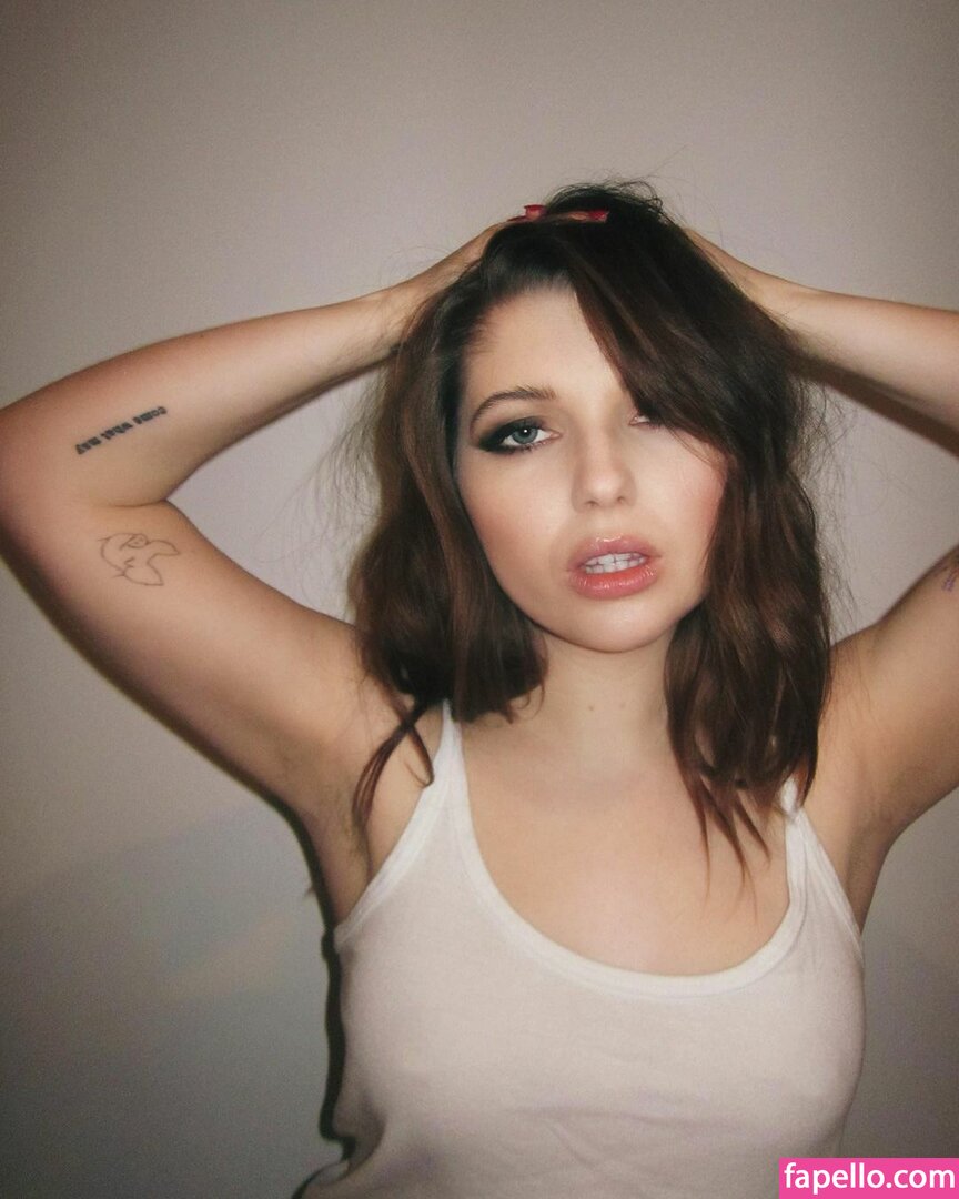 Sammi Hanratty #19