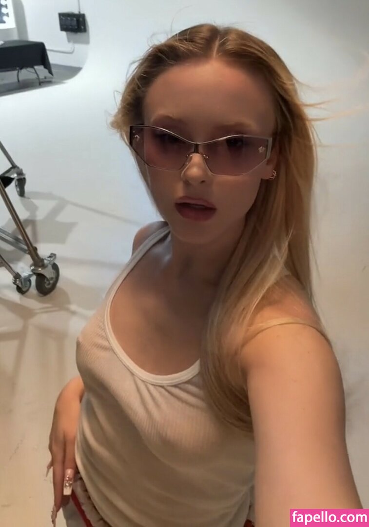 Zara Larsson #42