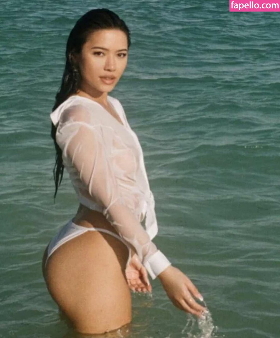 Julia Kelly #61