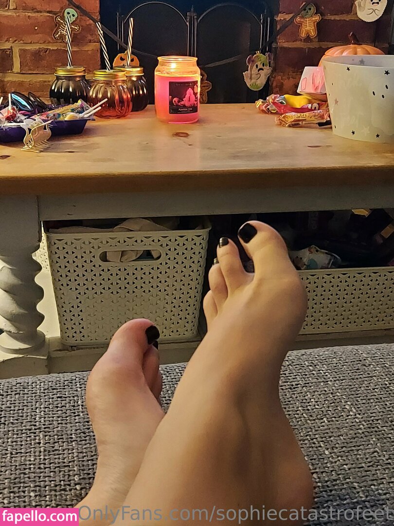 sophiecatastrofeet #1