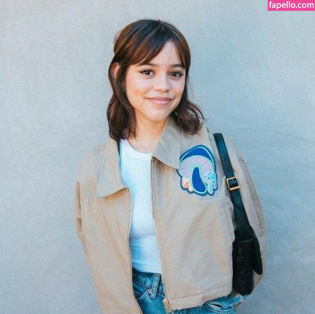 Jenna Ortega #3