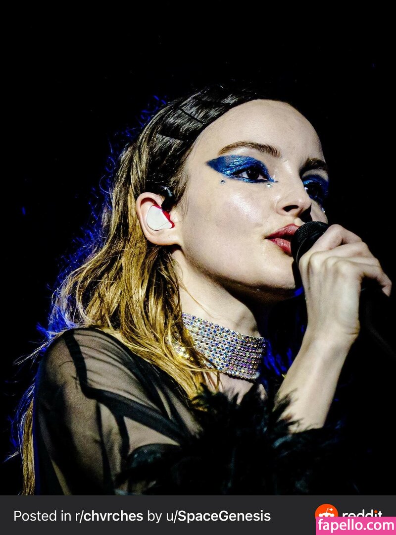 Lauren Mayberry #20