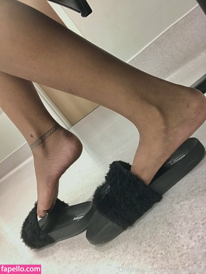 paivaqueenfeet #1