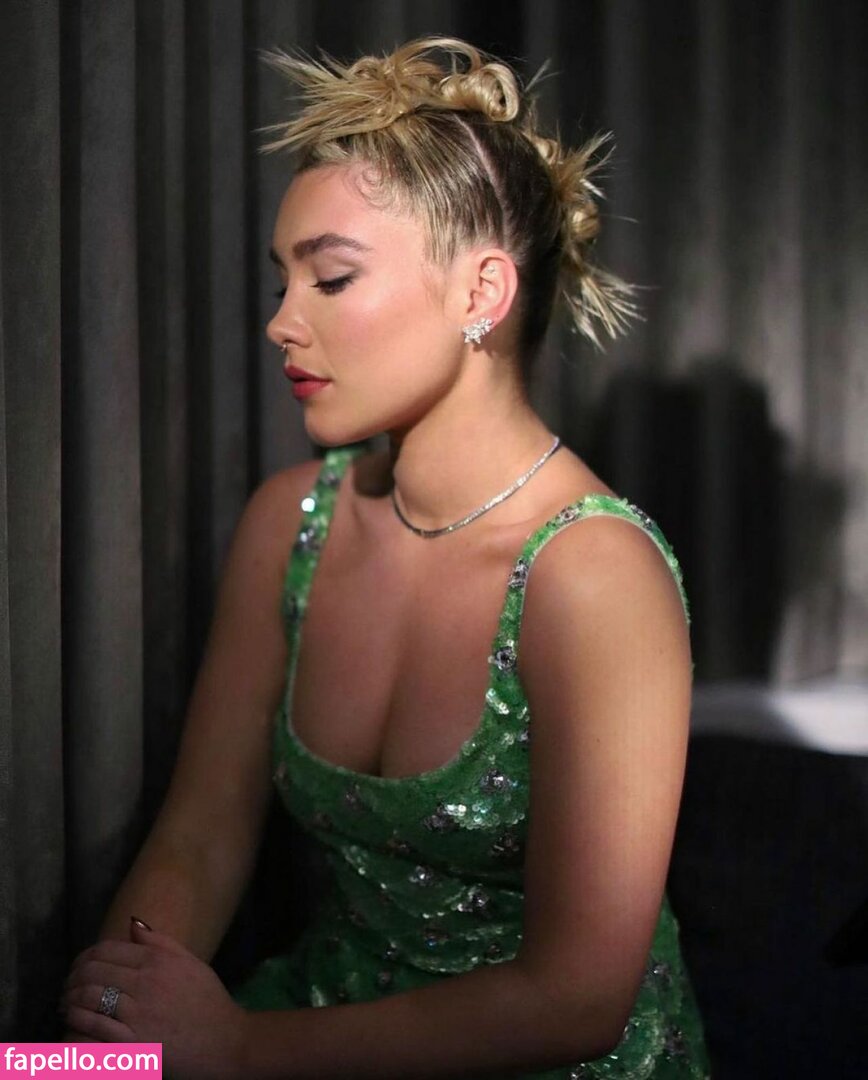 Florence Pugh #60