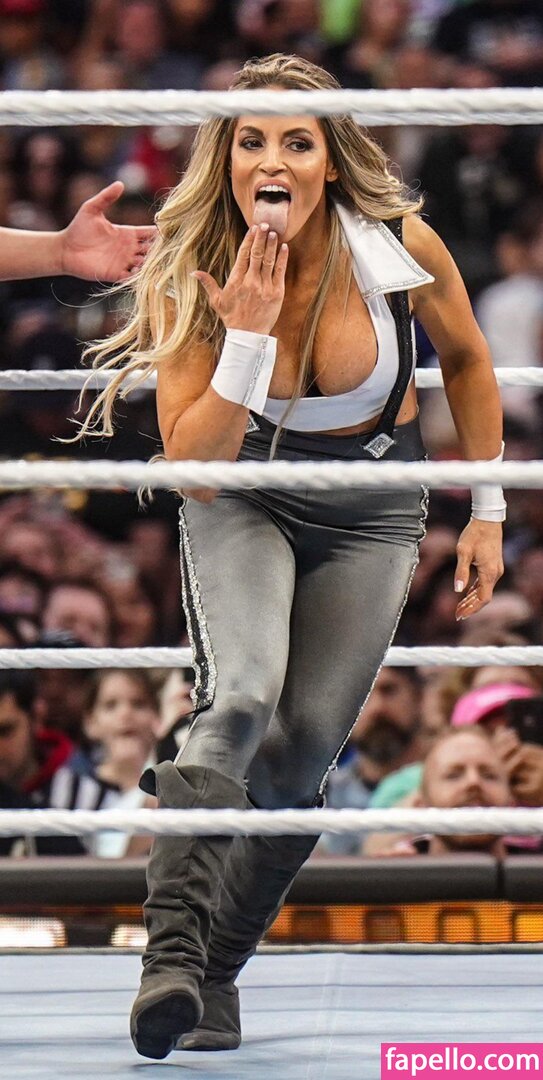 Trish Stratus #94