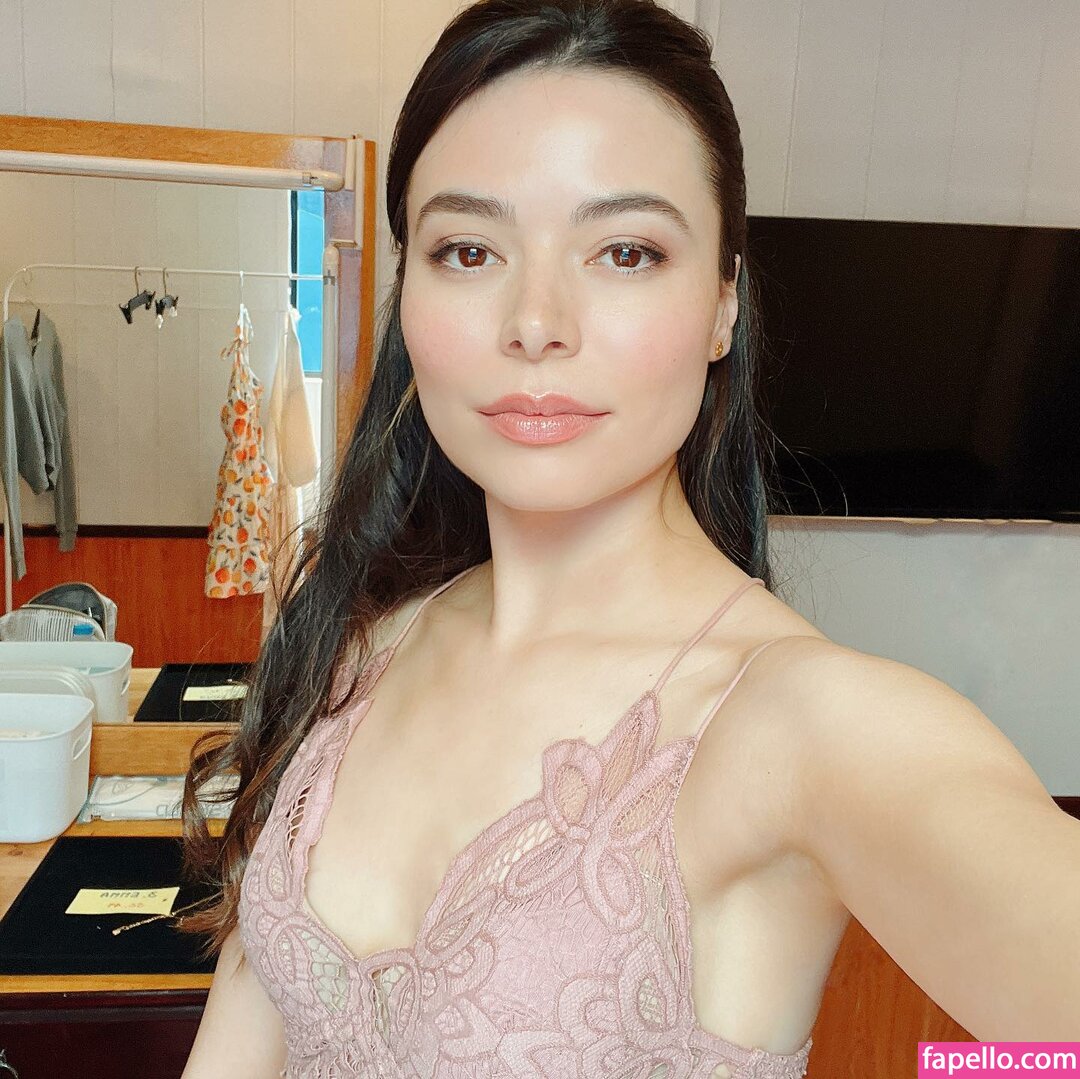 Miranda Cosgrove #26