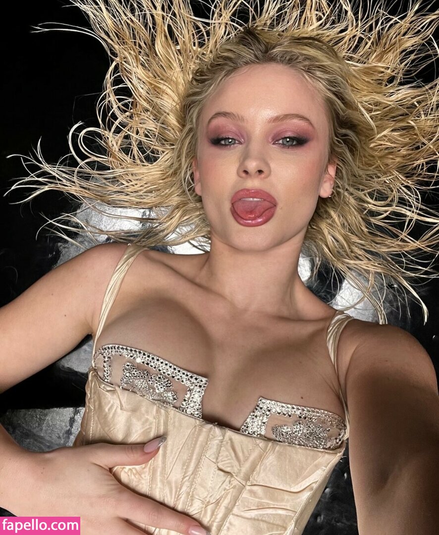 Zara Larsson #62