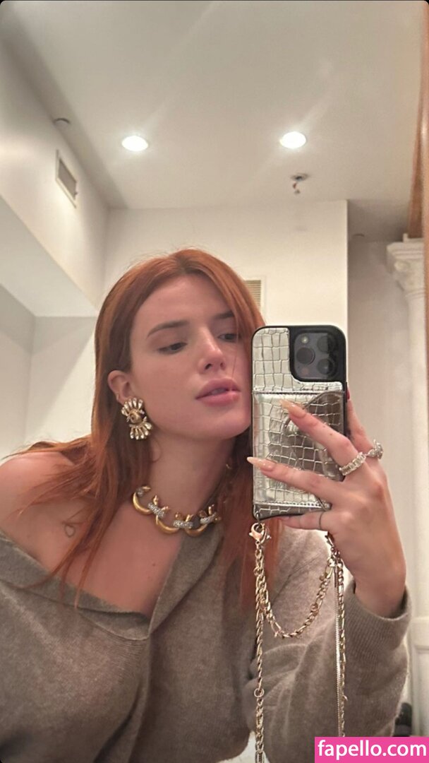 Bella Thorne #146