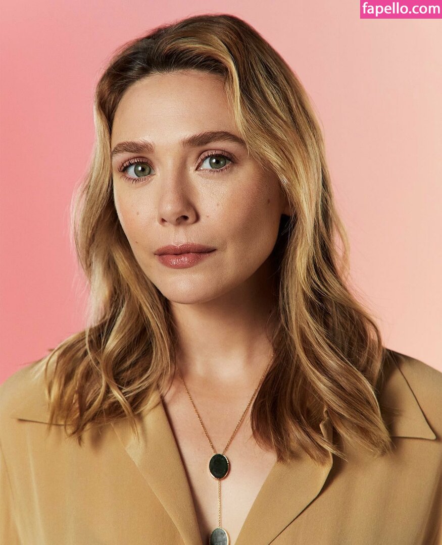 Elizabeth Olsen #98