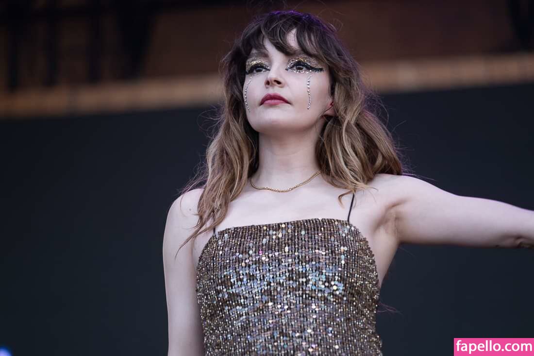 Lauren Mayberry #49