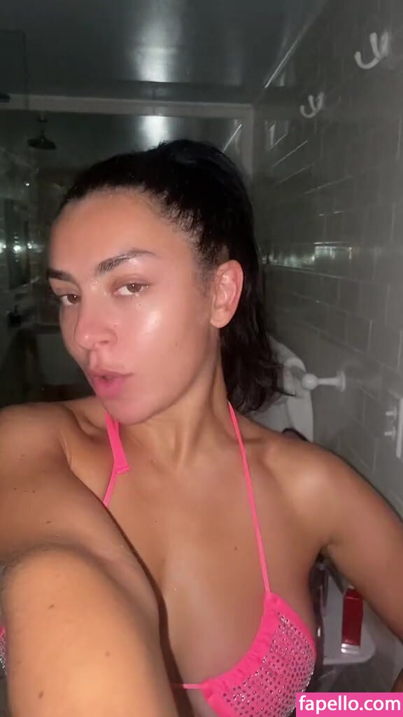 Charli XCX #109