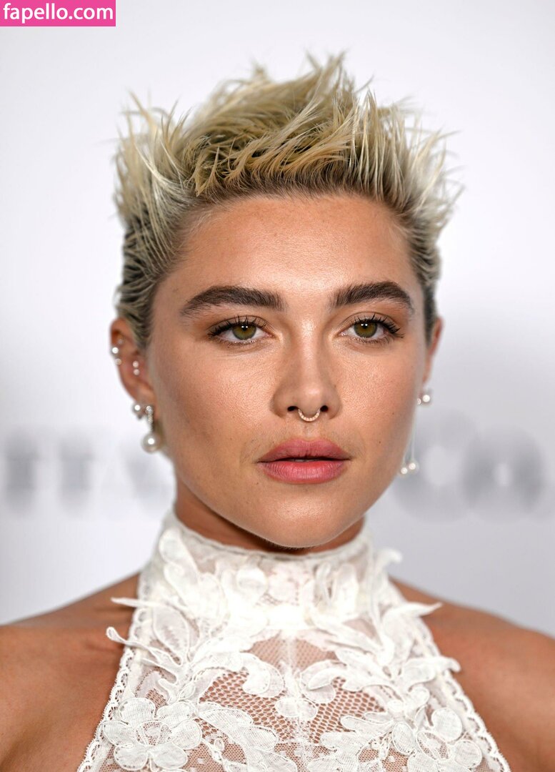 Florence Pugh #107