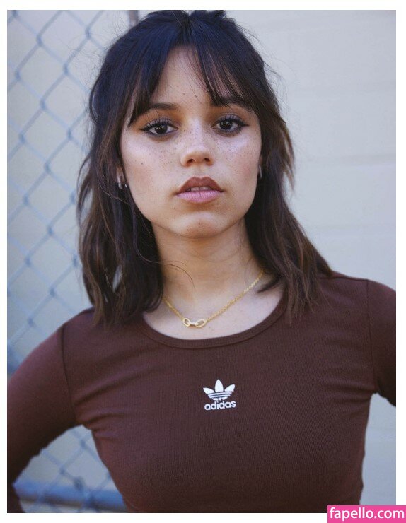 Jenna Ortega #92