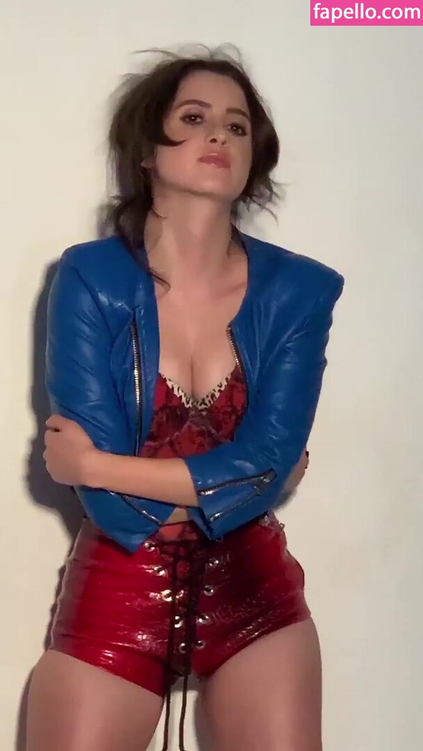 Laura Marano #29