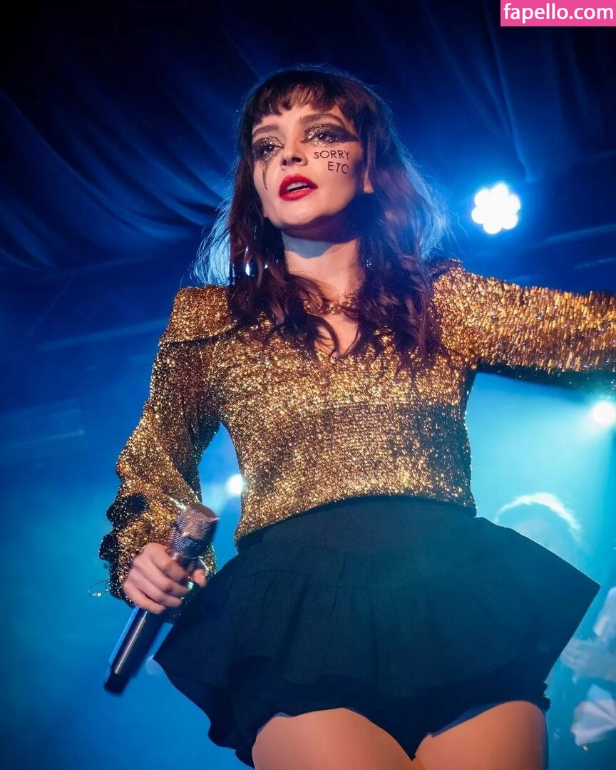 Lauren Mayberry #90